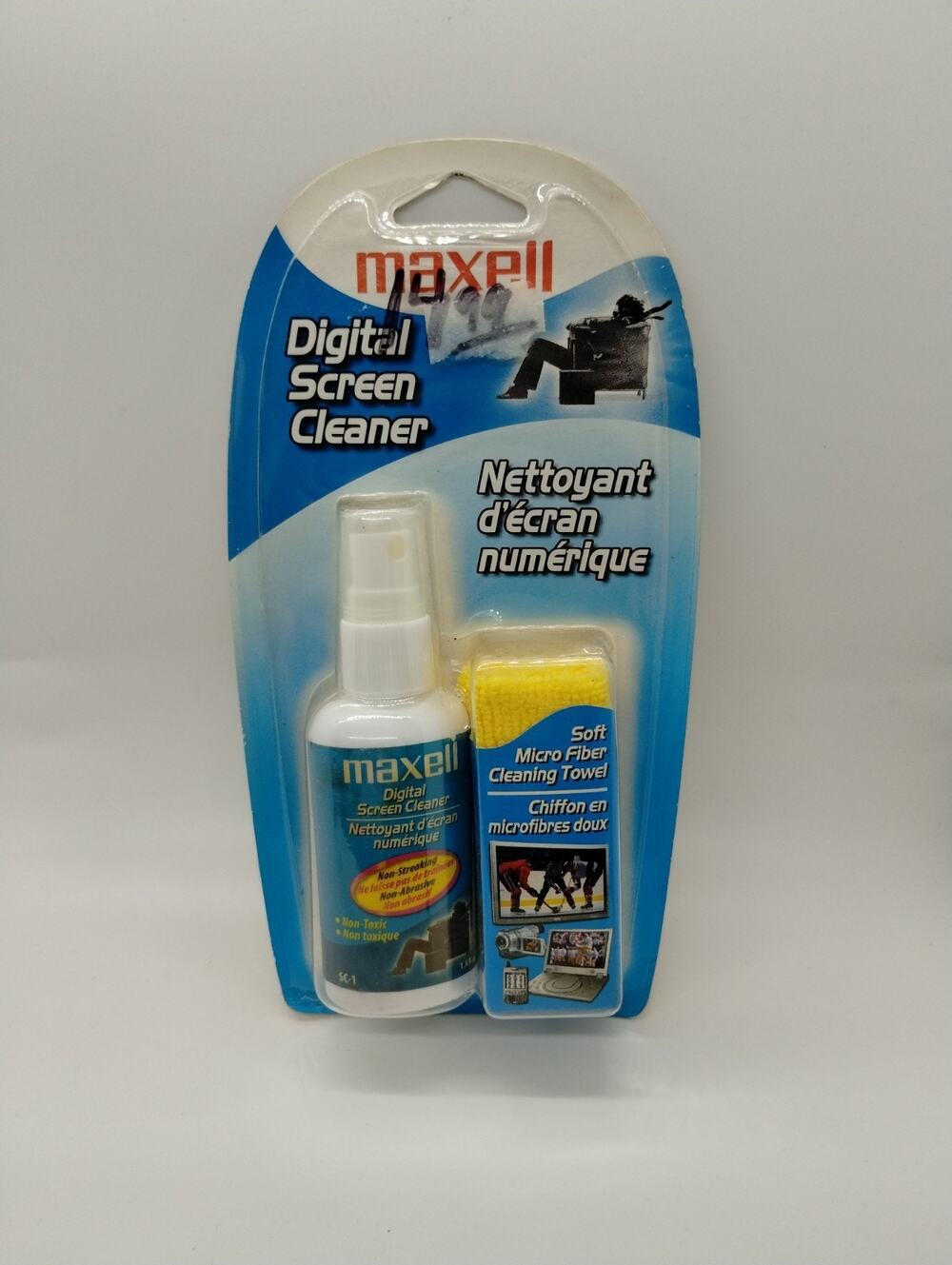 Maxell Digital Screen Cleaner - Micro Fiber Cleaning Towel Included - 1.69 oz